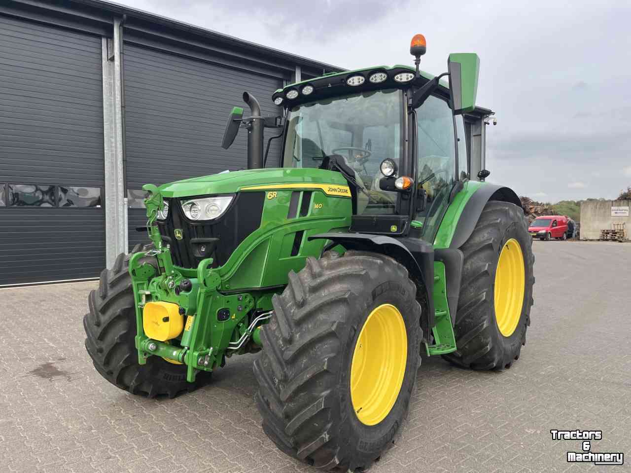 Tractor John Deere 6 R 140