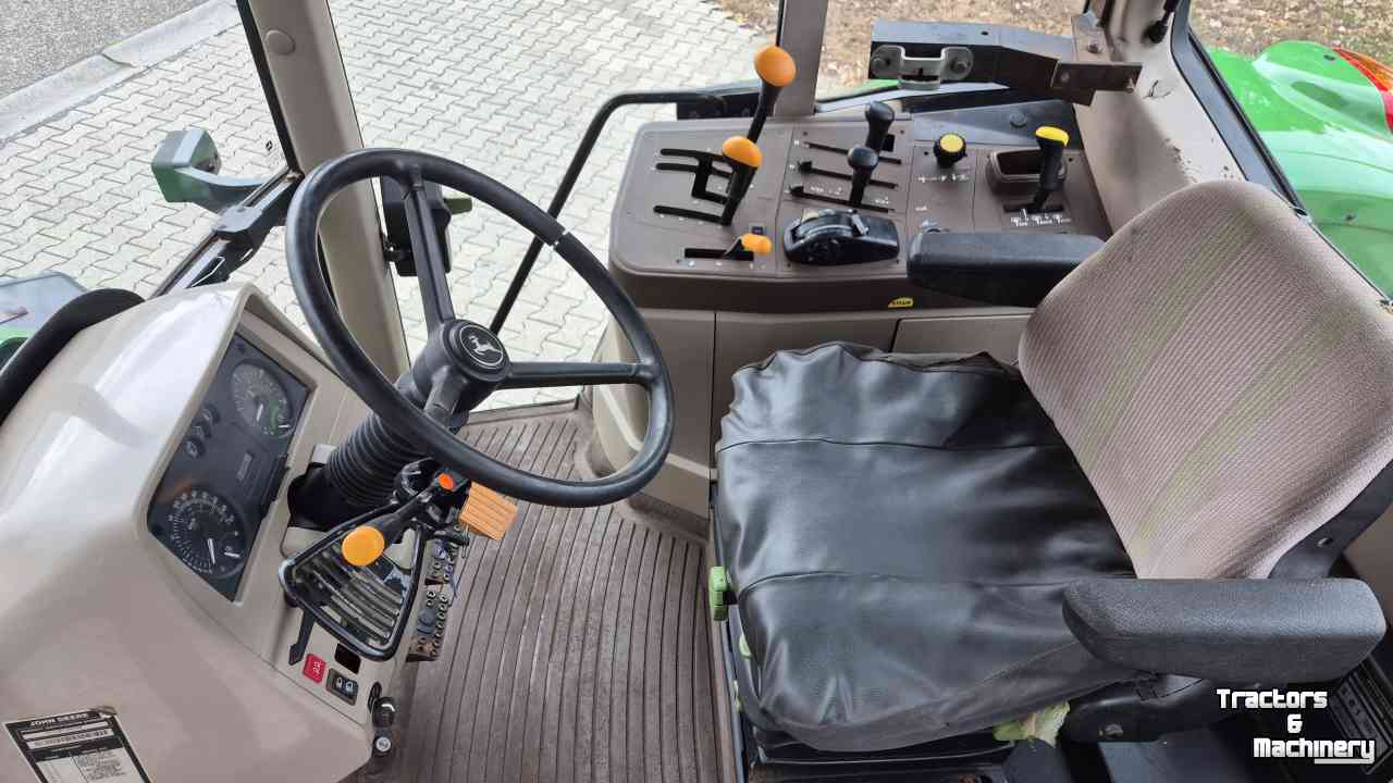 Tractor John Deere 6220 SE PQ zeer nette trekker