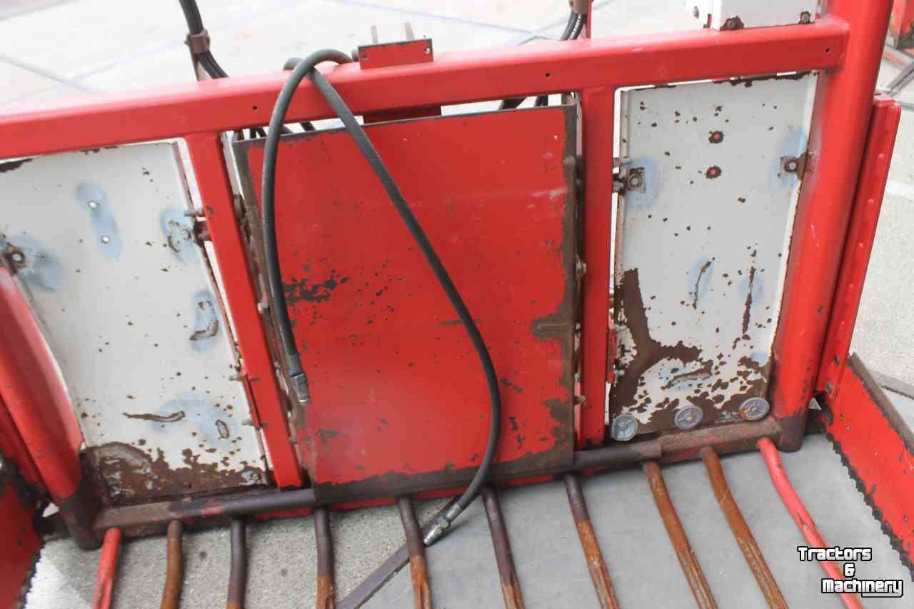 Silage block-cutter Trioliet TU195 kuilsnijder kuilvoersnijder silobloksnijder u-snijder