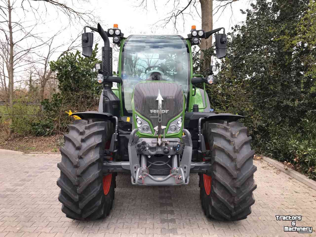 Tractor Fendt 514 Vario S4 ProfiPlus
