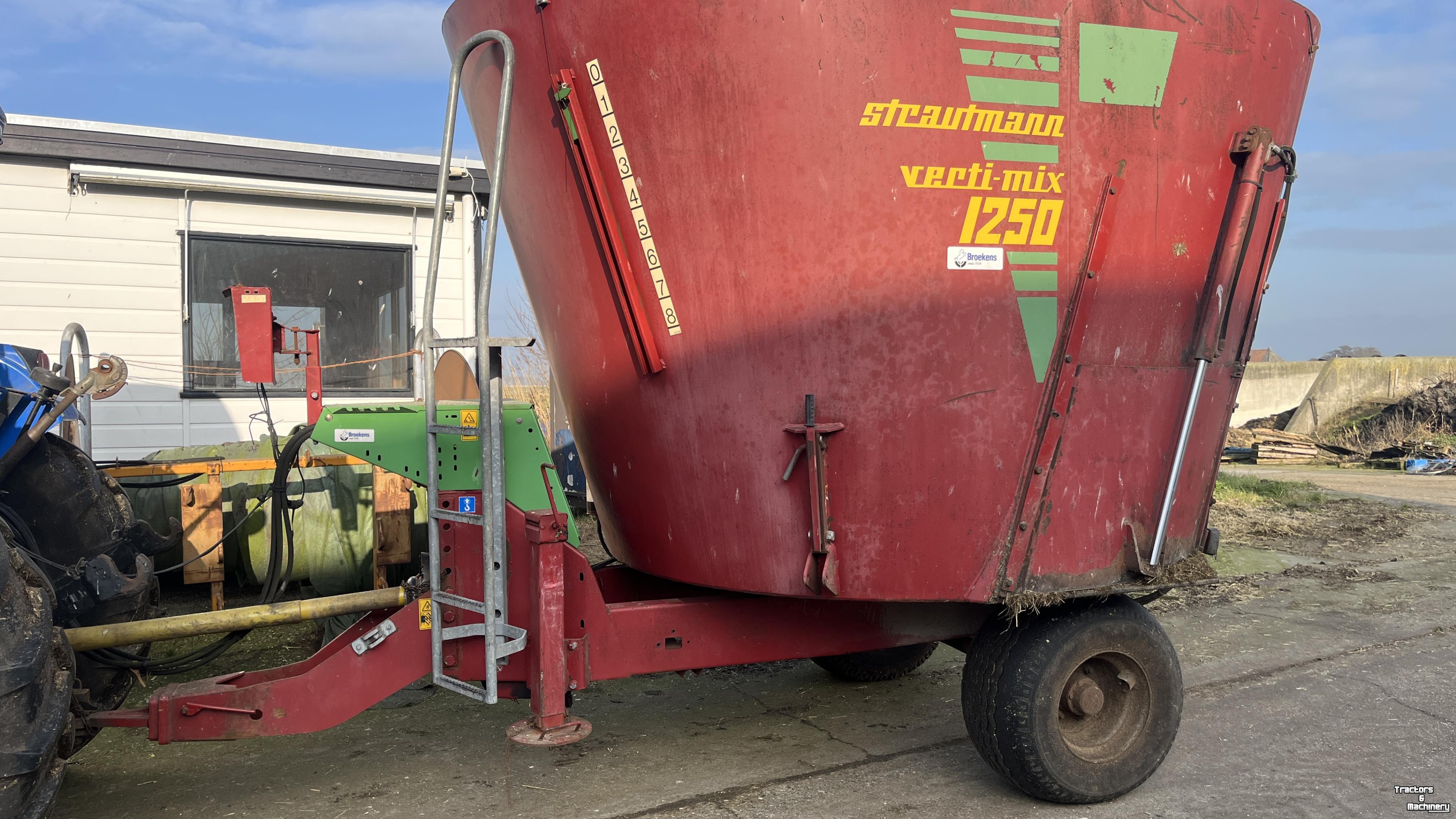Vertical feed mixer Strautmann verti-mix 1250