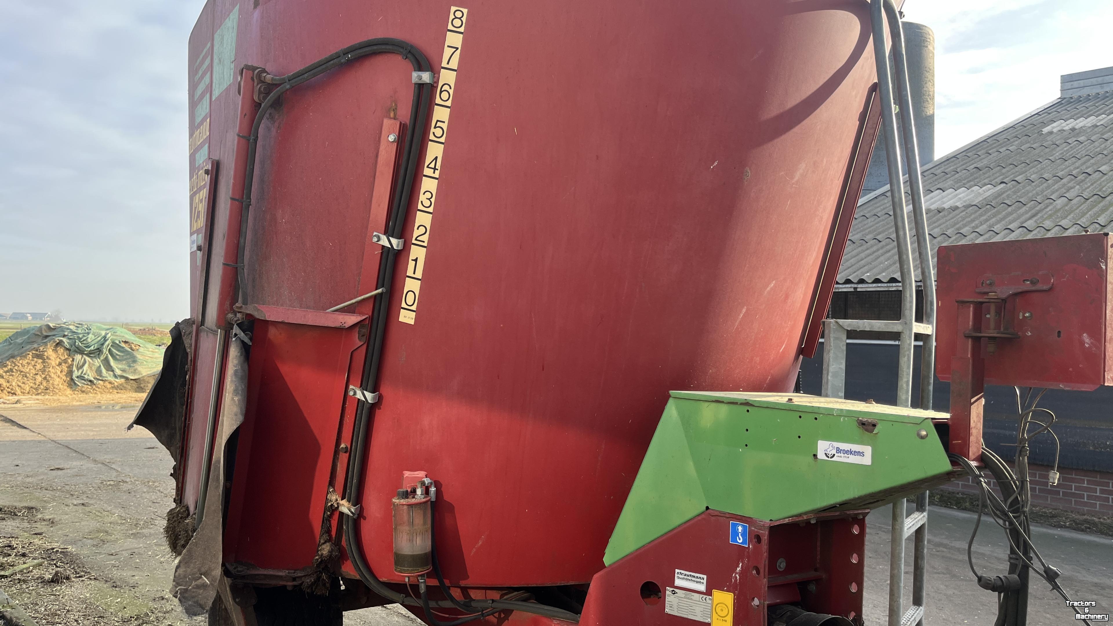 Vertical feed mixer Strautmann verti-mix 1250
