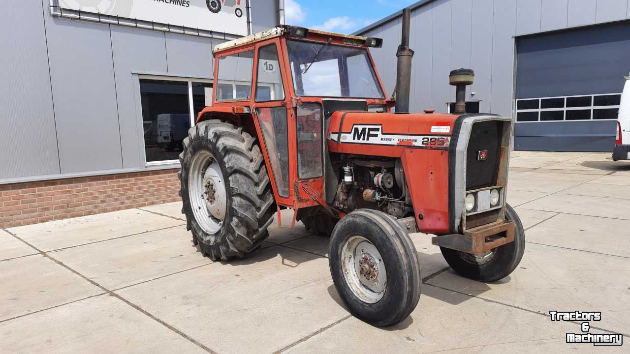 Tractors Massey Ferguson 285