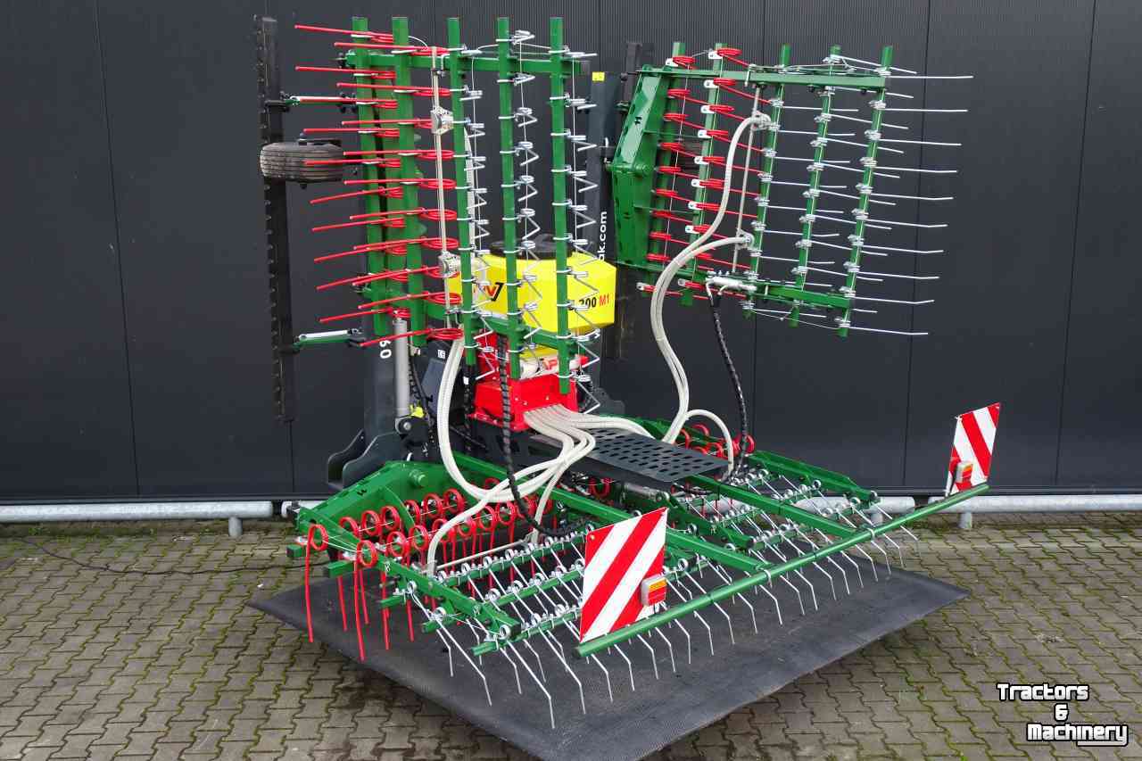 Other grassland-equipment, hay-equipment and accessories Hofstede THOR BC Grasland gras weide wei wiedeg doorzaaier beluchter weeder