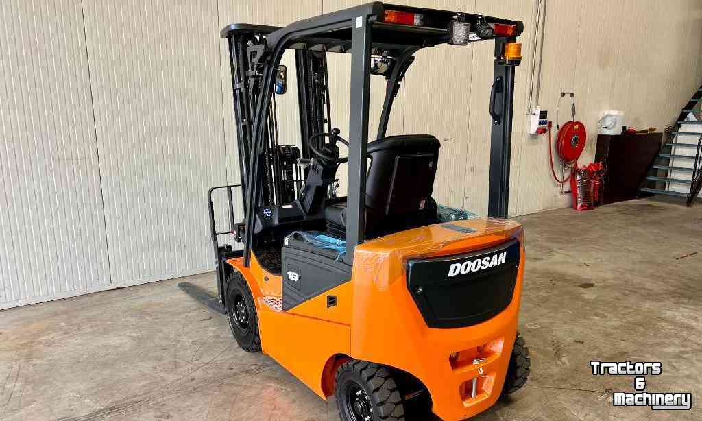 Forklift Doosan B18-NS