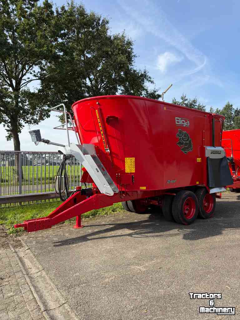 Feed mixer Peecon 24-230s
