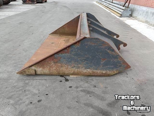 Other tractors and accessories  Geen merk/Sans marque 2100