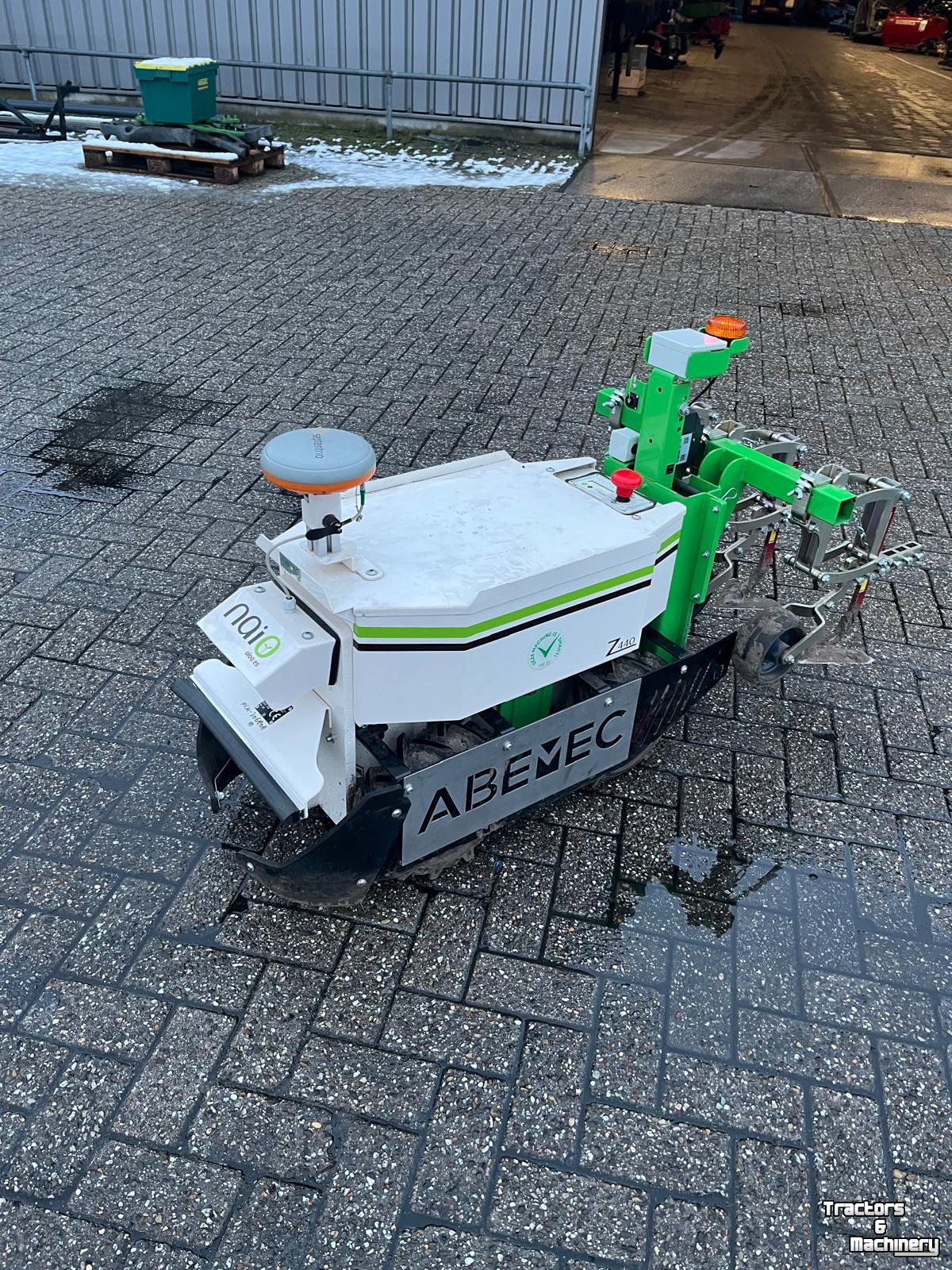 Other lawn and garden equipment and accessories NAIO OZ Robot
