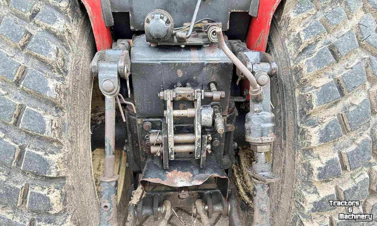 Small-track Tractors Case International 733 2WD Smalspoor Tractor