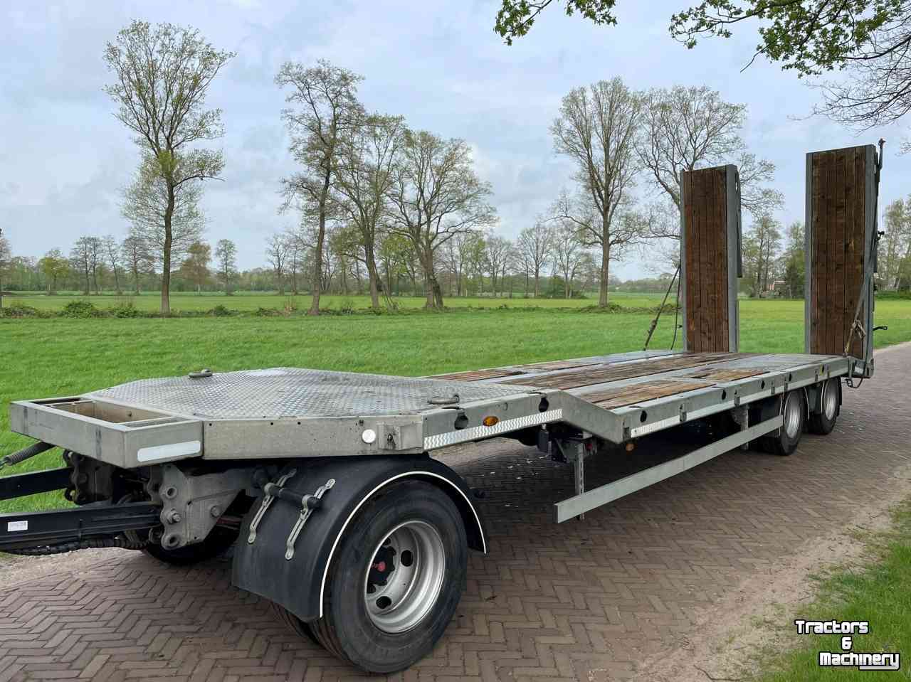 Low loader / Semi trailer Vlastuin 3 asser Dieplader