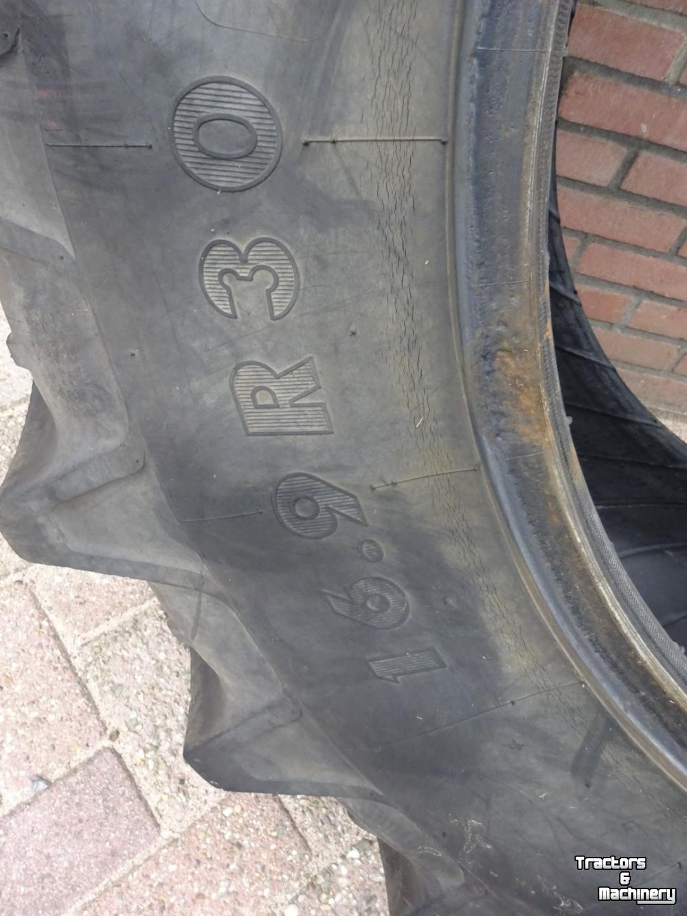 Wheels, Tyres, Rims & Dual spacers Kleber Kléber band 16.9R30