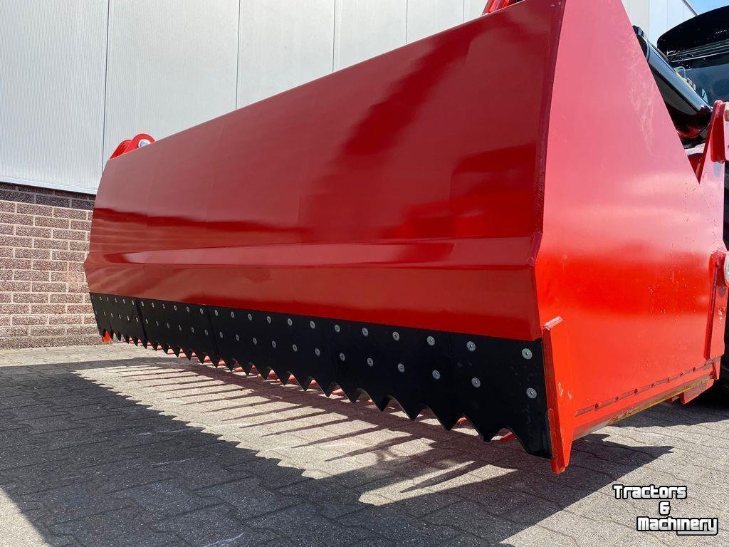 Excavator buckets Manitou AP NP2400