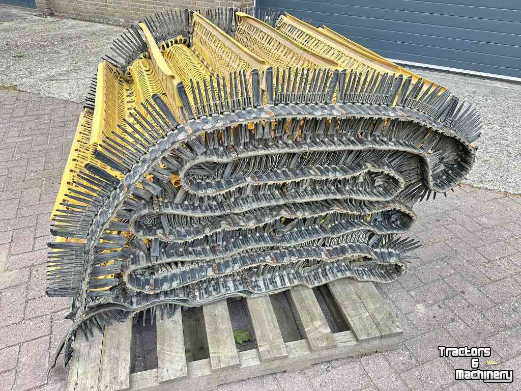 Diverse used spare-parts Grimme Ringelevator / Spijlenband / Bunkerbodem band