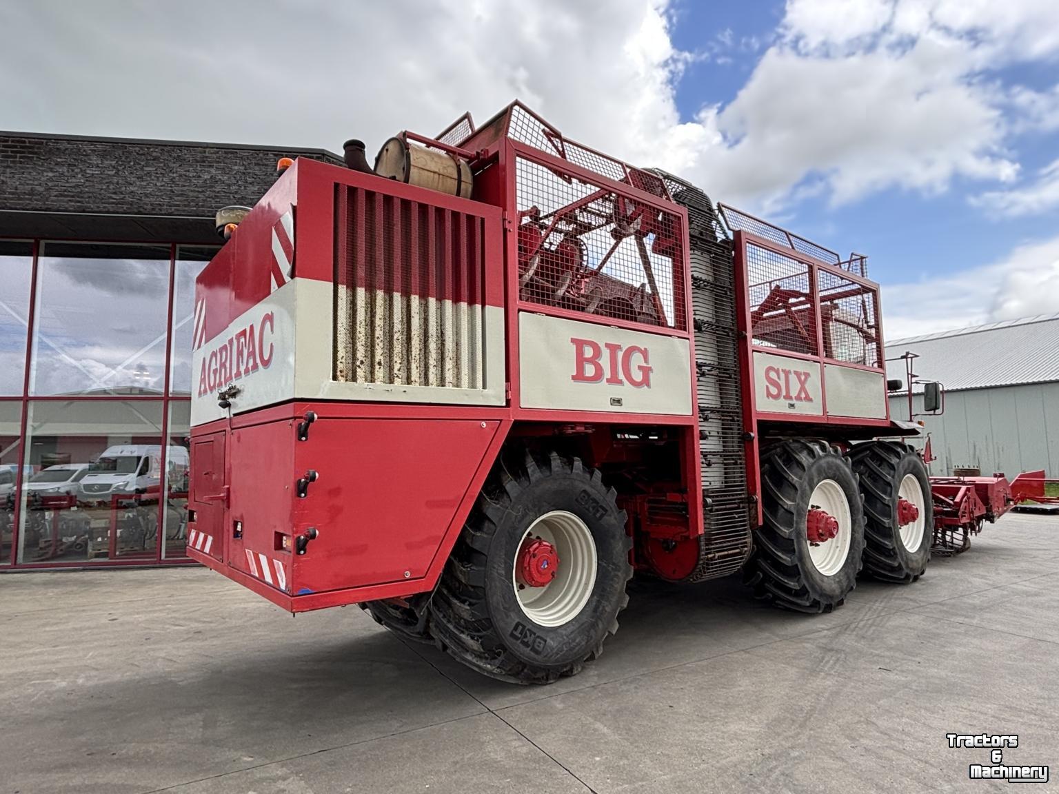 Sugar beet harvester Agrifac BigSixx
