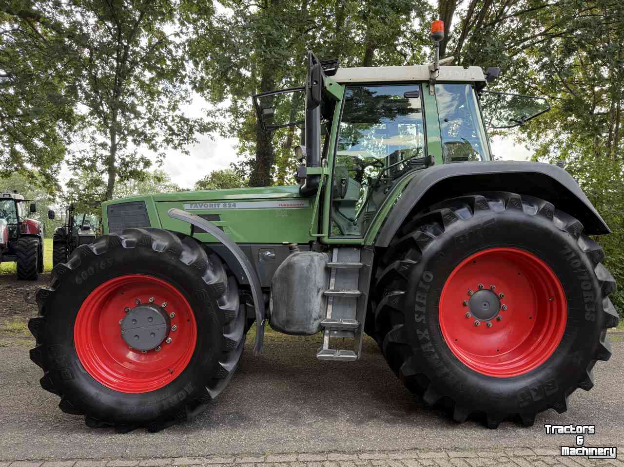 Tractor Fendt Favorit 824 Turboshift