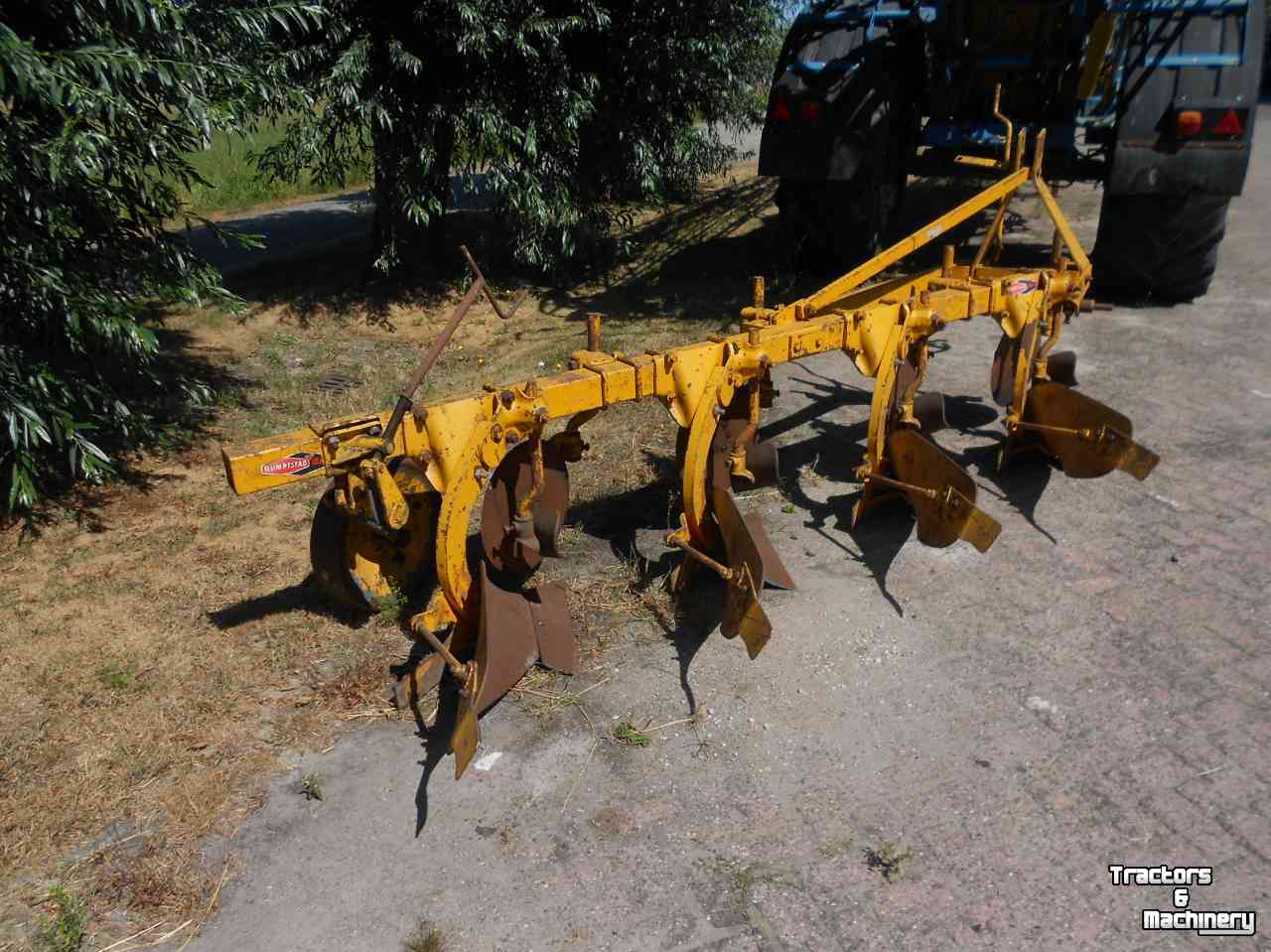 Ploughs Rumptstad 4 schaar rondgaand