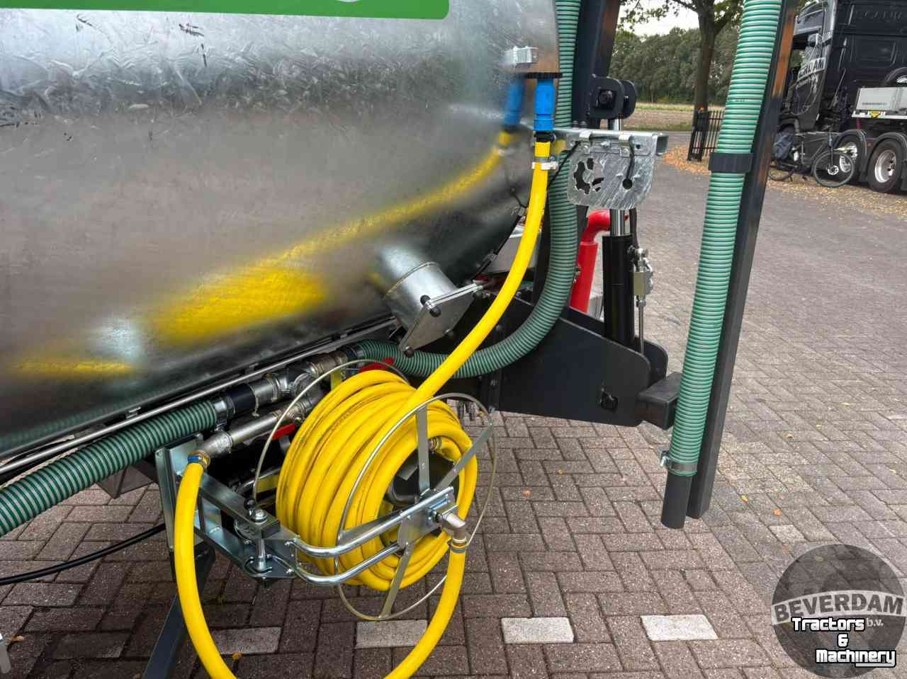 Water bowsers  Beverdam Watertank 5000
