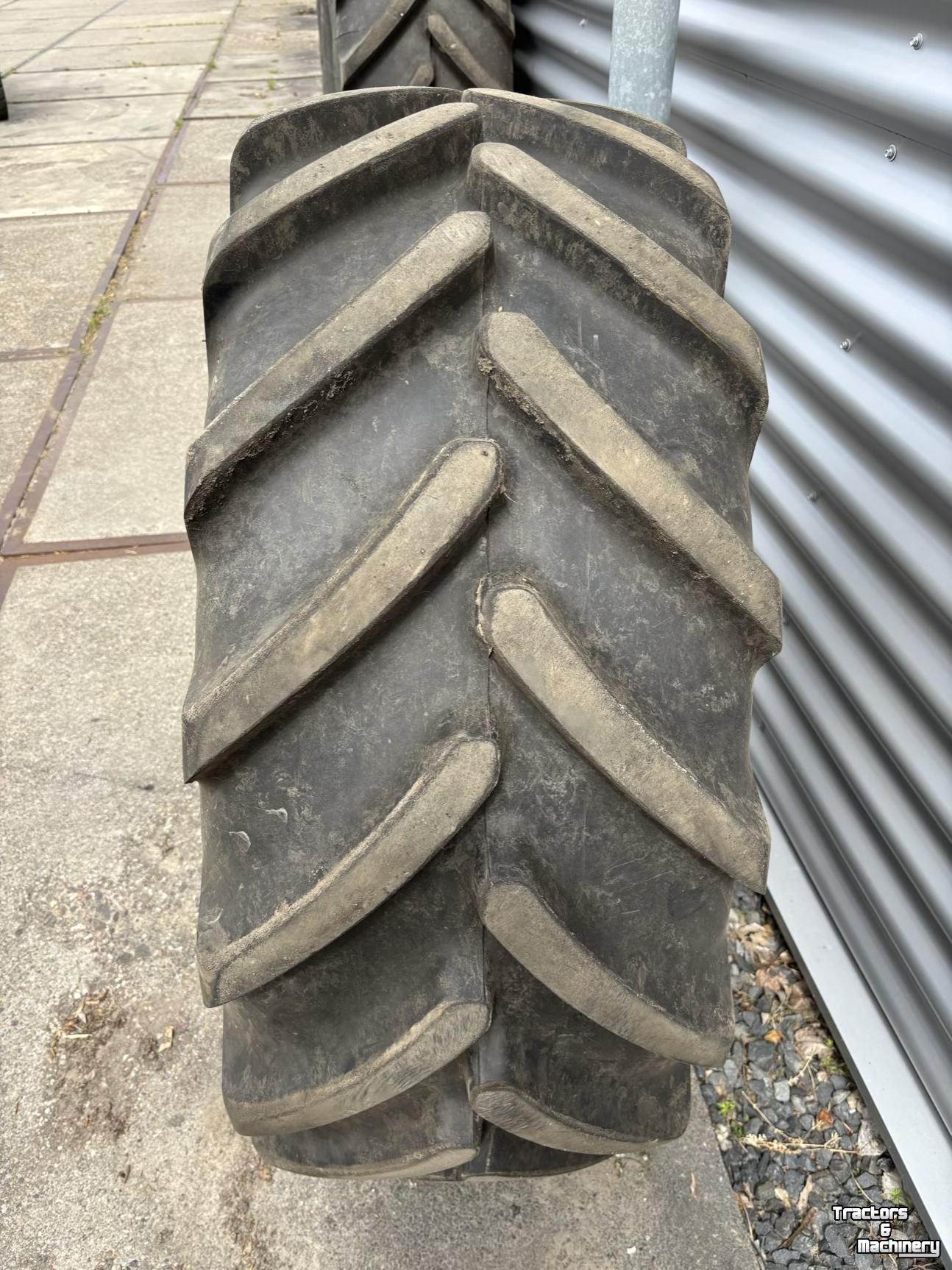 Wheels, Tyres, Rims & Dual spacers Michelin Multibib