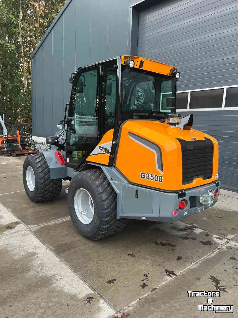 Wheelloader Giant G3500 mini shovel kniklader