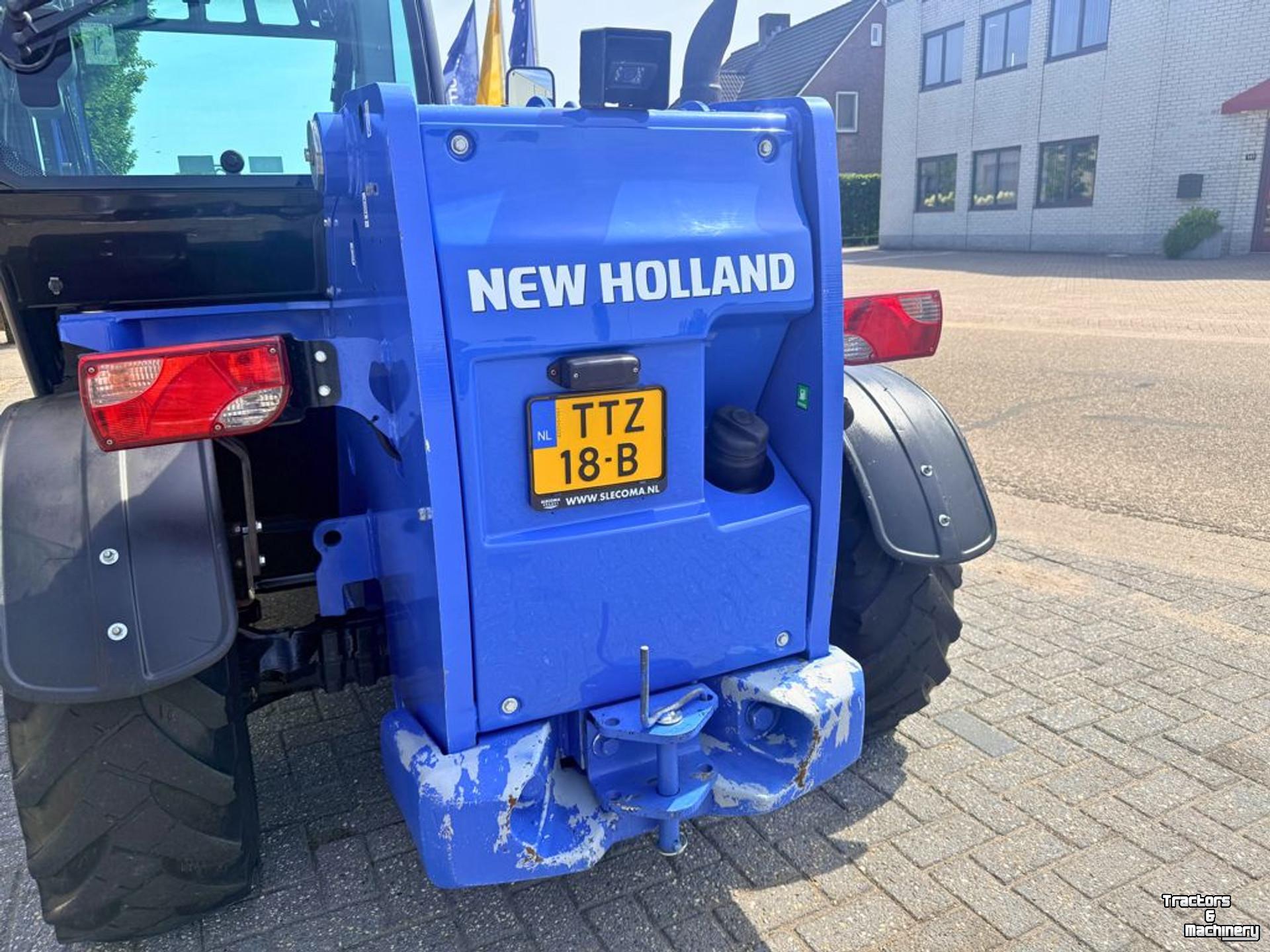 Telehandler New Holland LM5.25 Verreiker