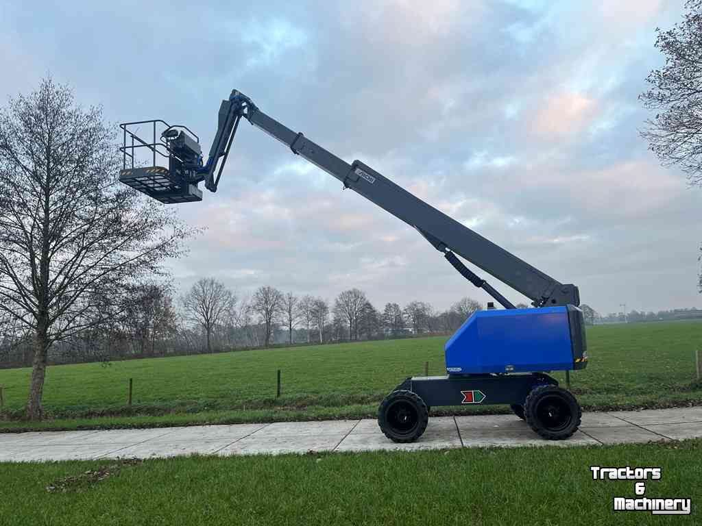 Articulated platforms Aichi SP14DJ telescoophoogwerker