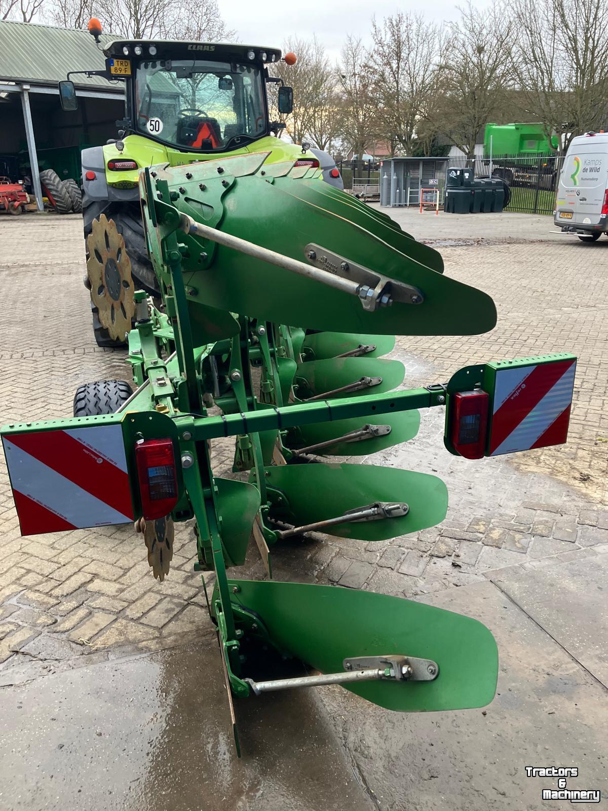 Ploughs Amazone Cayron V200-100