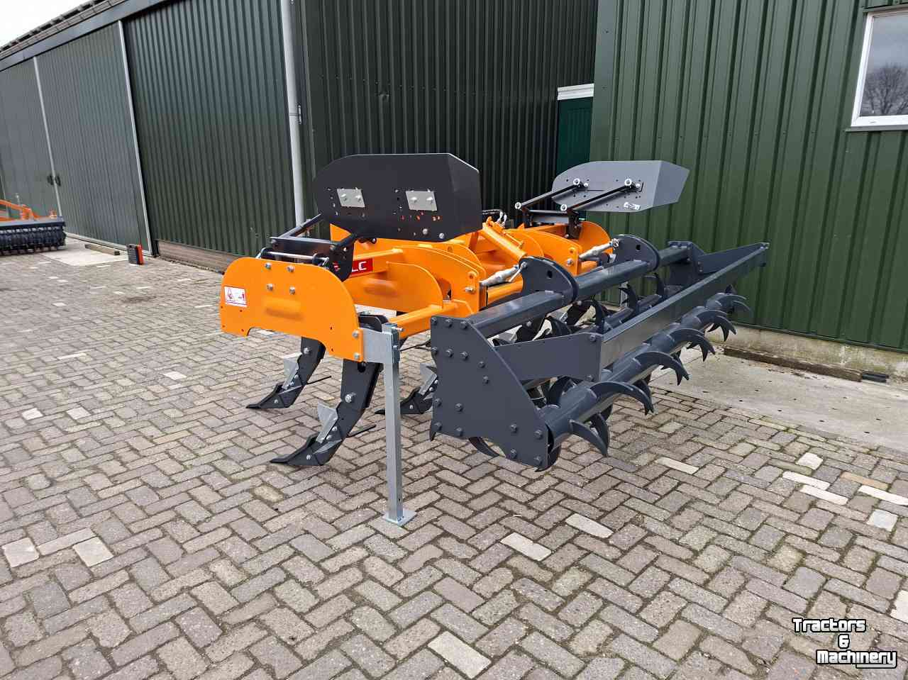 Deep subsoiler Falc Raptor 3000/7D