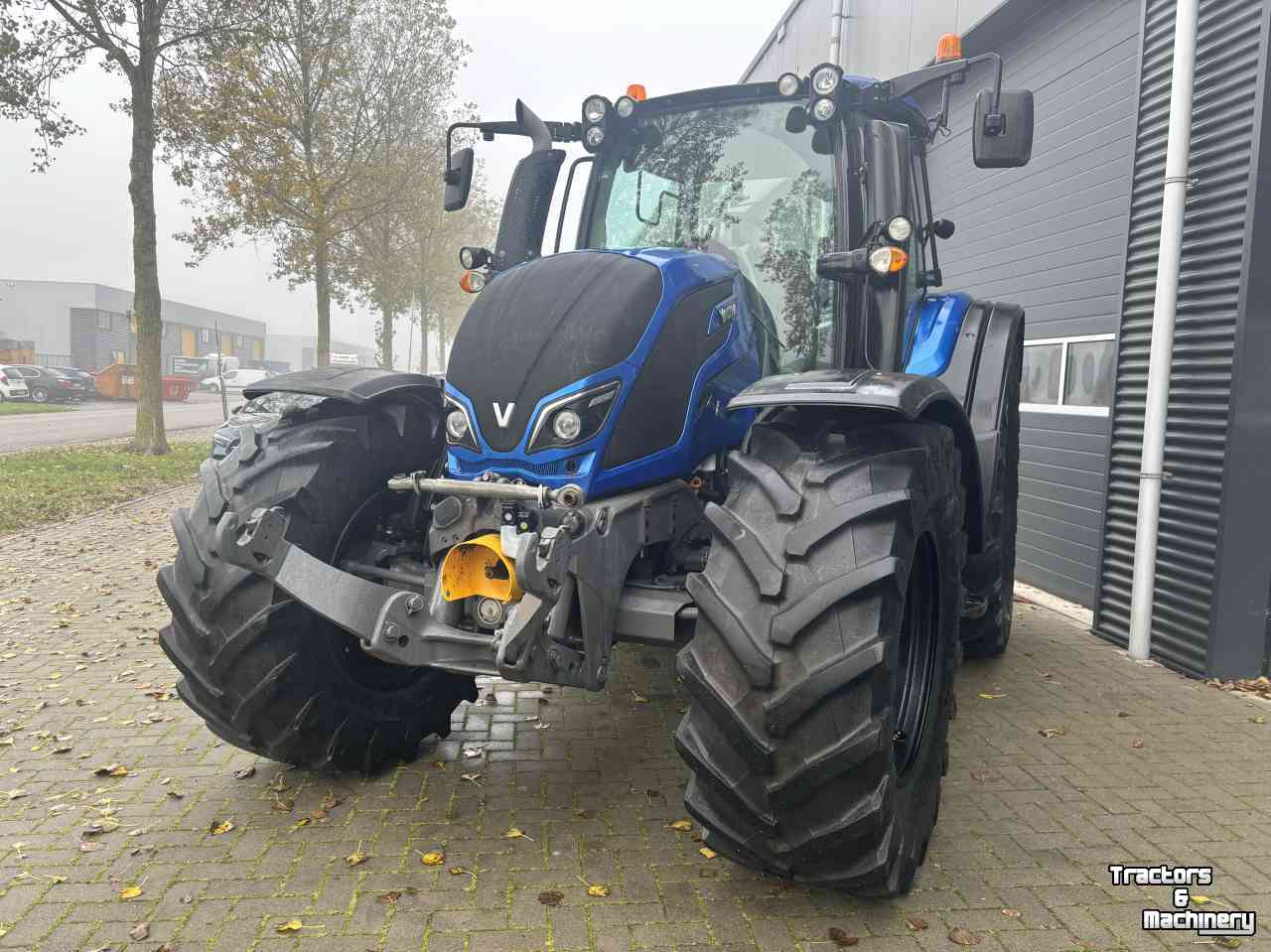 Tractor Valtra N174 Versu
