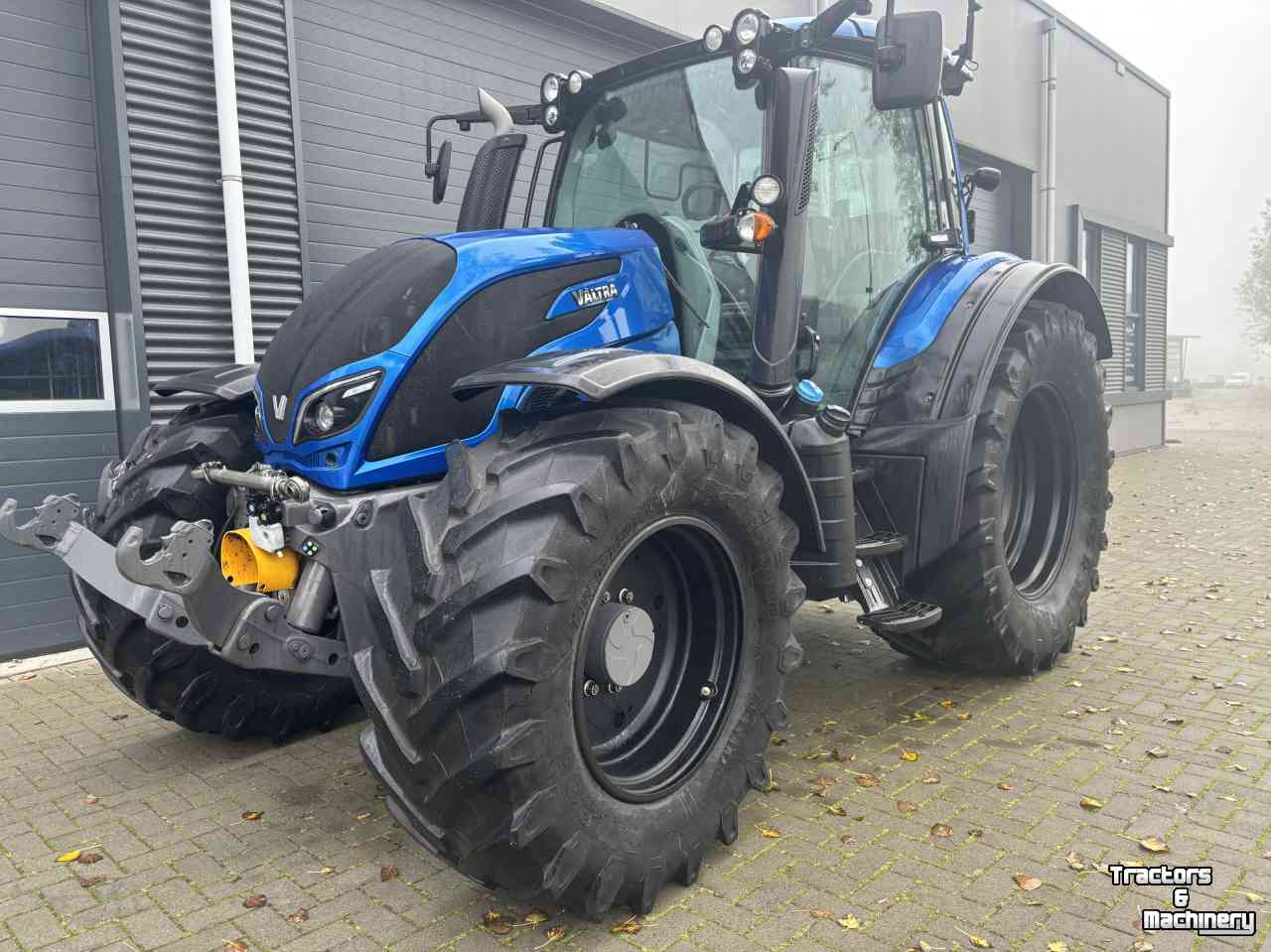 Tractor Valtra N174 Versu
