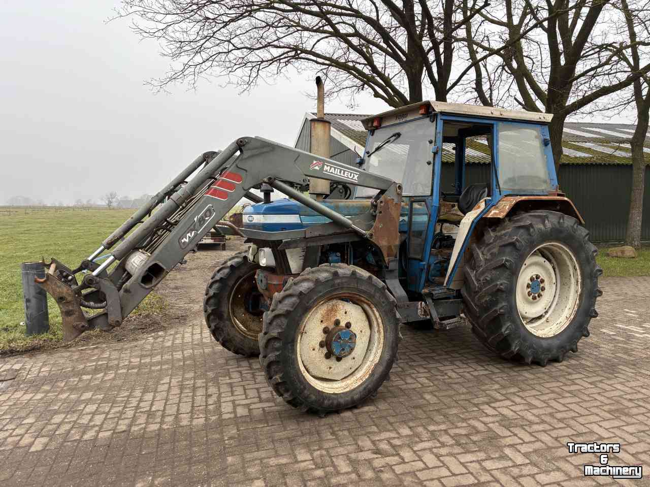 Tractor Ford 5610