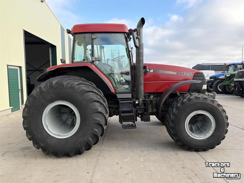 Tractor Case-IH MX 135
