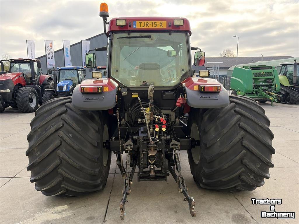 Tractor Case-IH MX 135