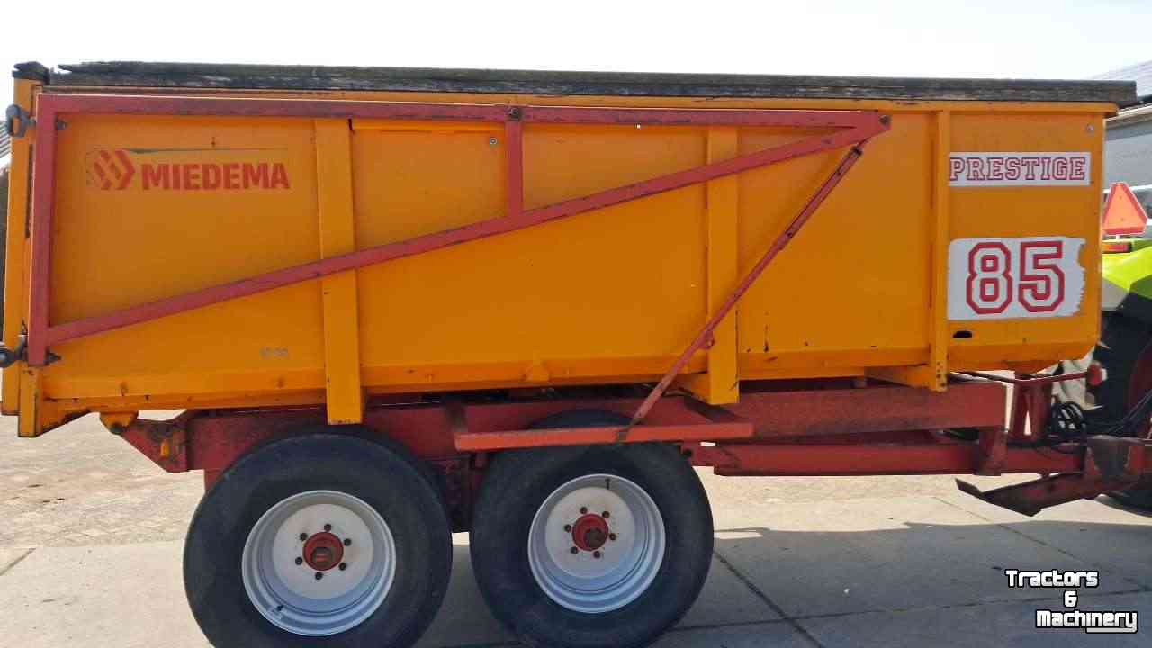 Dumptrailer Miedema 85