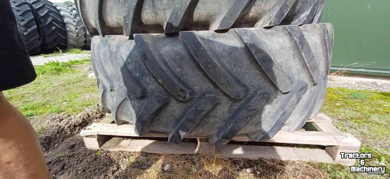 Wheels, Tyres, Rims & Dual spacers Michelin 600/65R38 XM108
