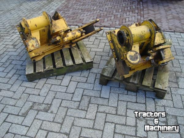 Diverse used spare-parts  Tk 1 stuks herder 120/135 kolommen