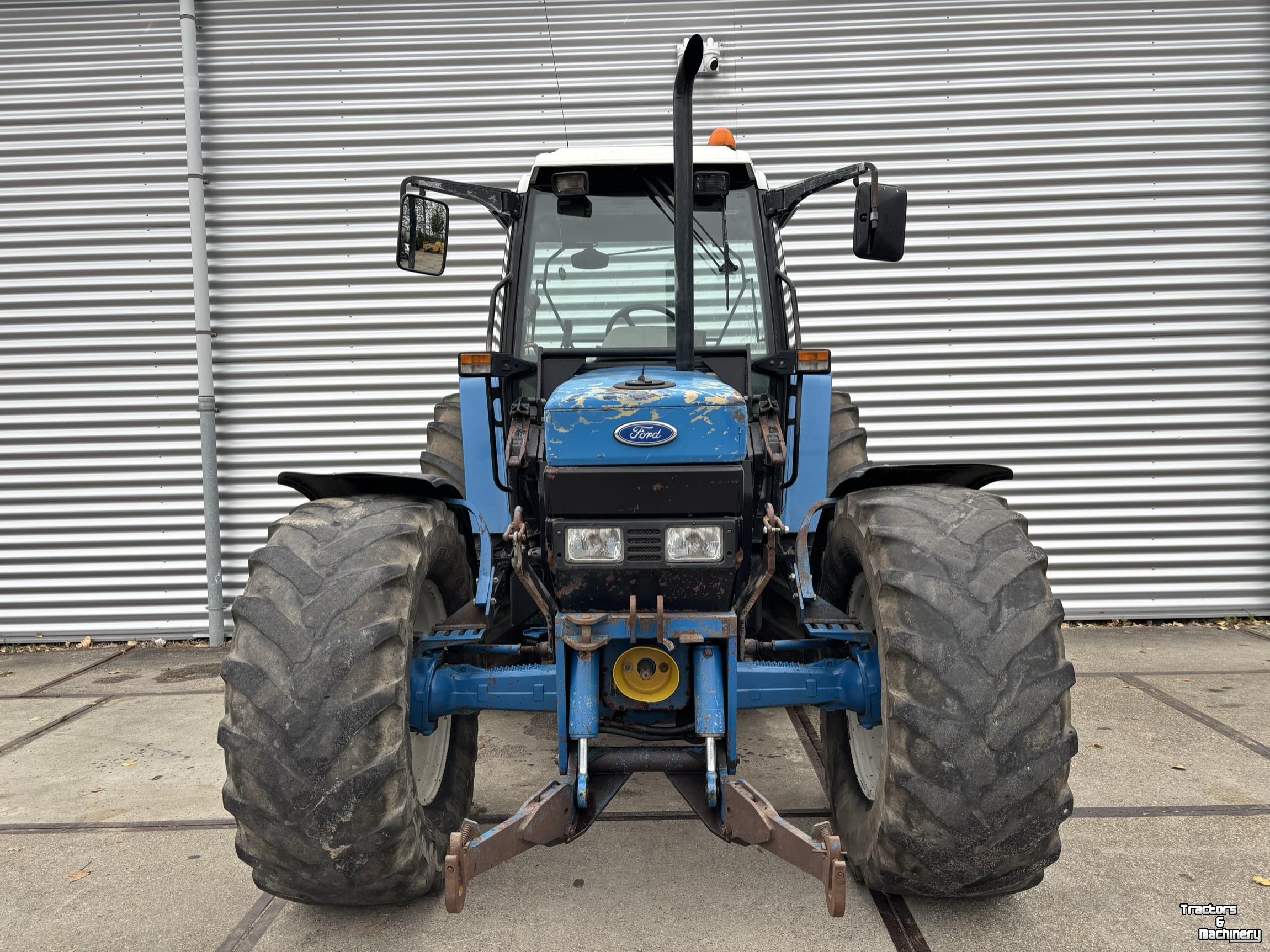 Tractor Ford 6640 SLE