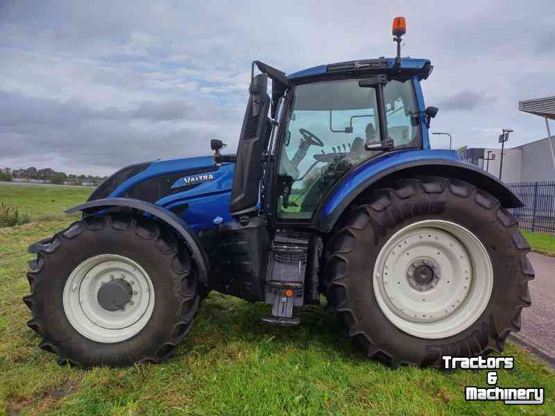 Tractors Valtra T194 Active