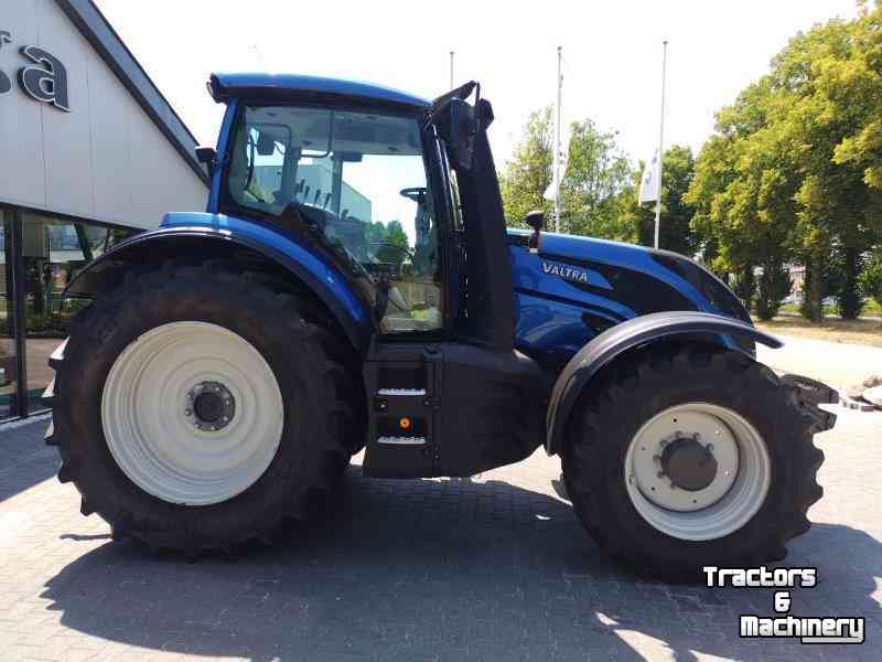 Tractor Valtra T194 Active