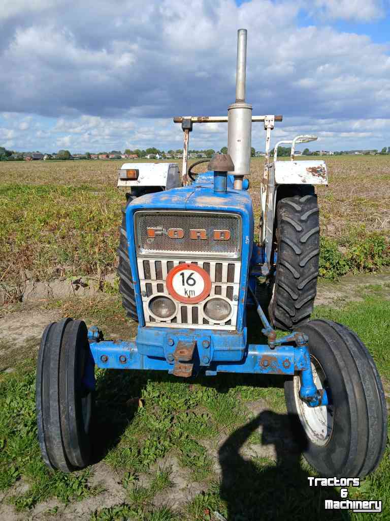 Tractor Ford 4000