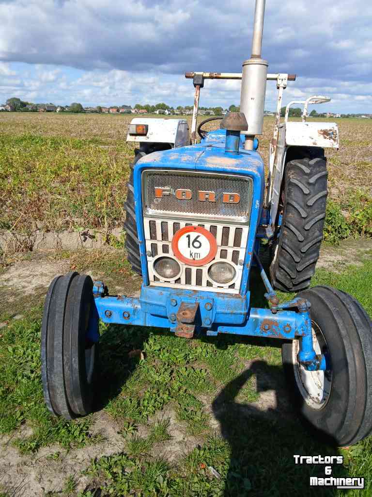 Tractor Ford 4000