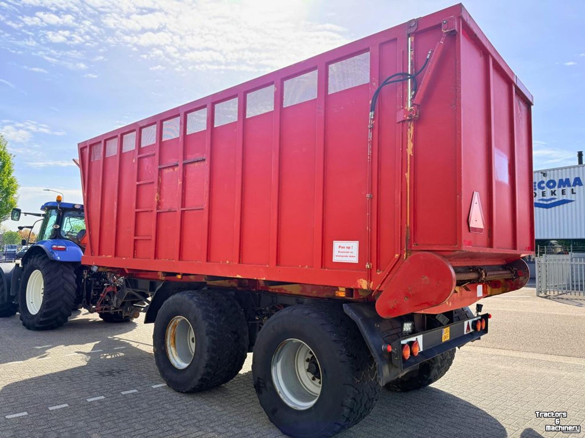 Dumptrailer Kennis Silagewagen 40m3