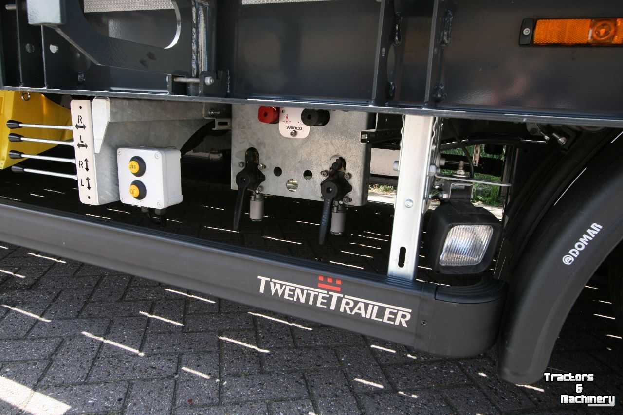 Low loader / Semi trailer Bomech Twente Trailer