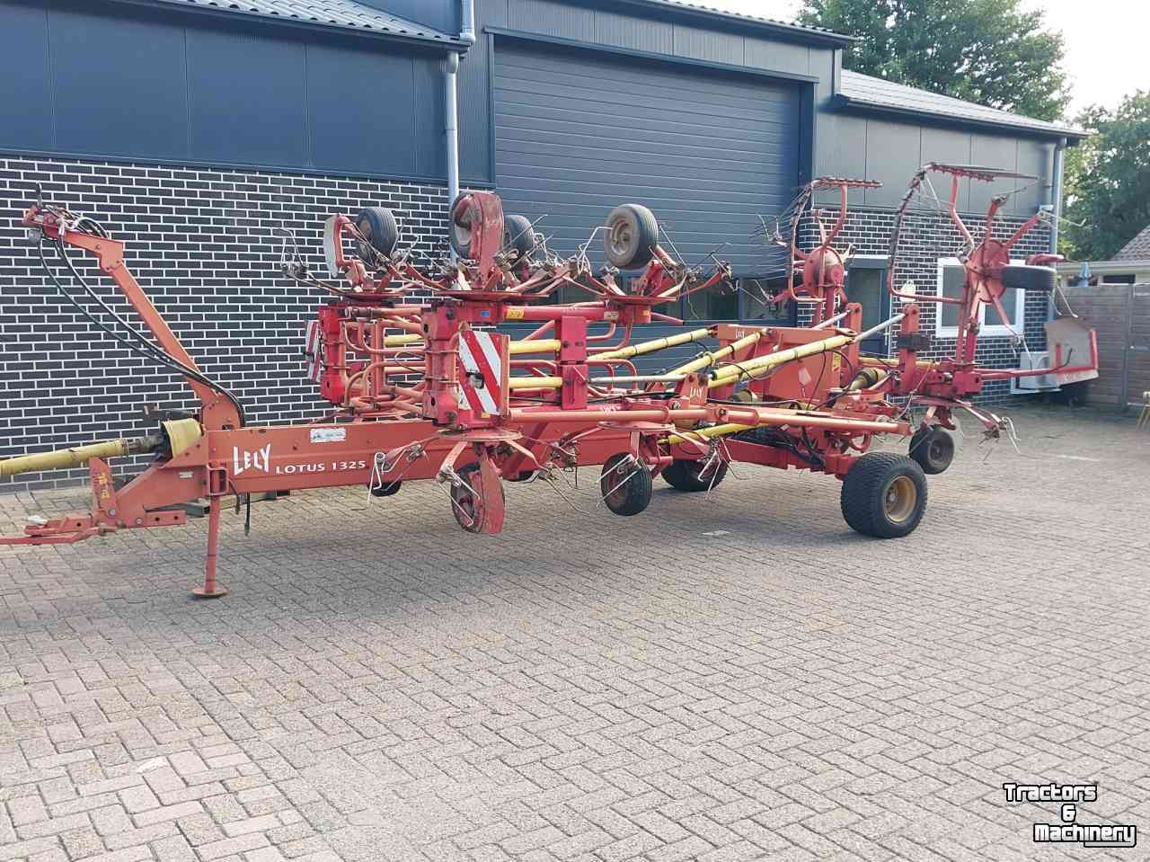 Tedder Lely Lotus 1325 schudder