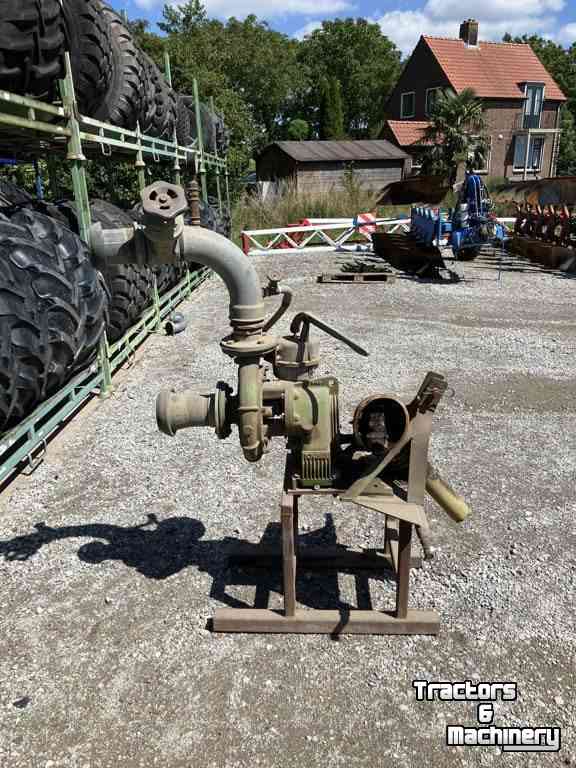 Irrigation pump Rovatti Beregeningspomp / Regenpomp 80 m3 op bok