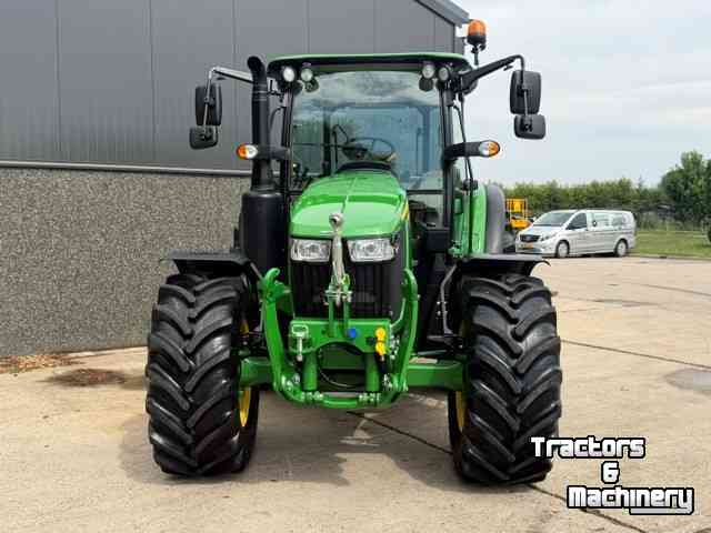 Tractor John Deere 5100m