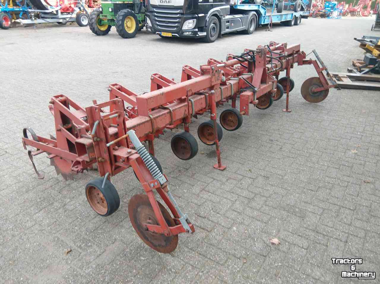 Inter-row cultivator Rau Polycrop Schoffelmachine 8 rijen