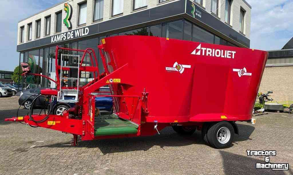 Vertical feed mixer Trioliet Solomix 2-2000 VLH Verticale Voermengwagen