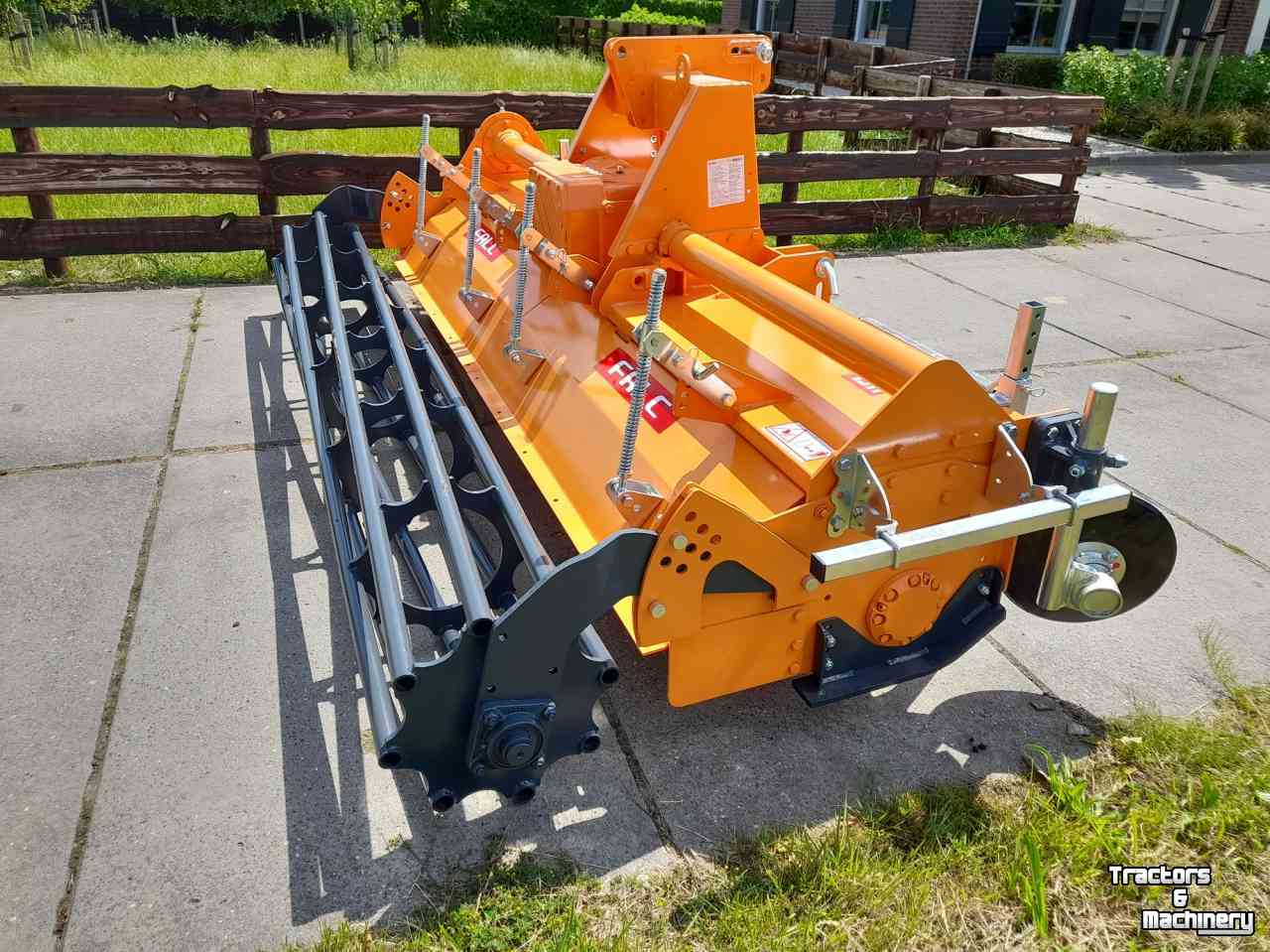 Rotary Tiller Falc Hel Super grondfrees met kooirol