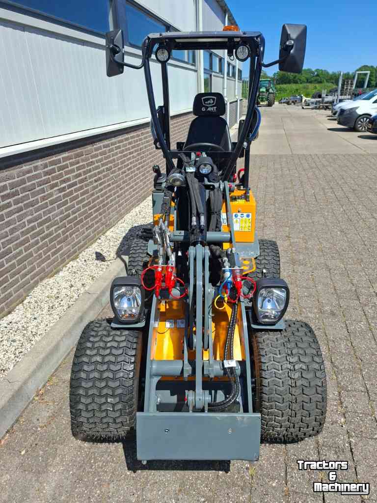 Wheelloader Giant G1200