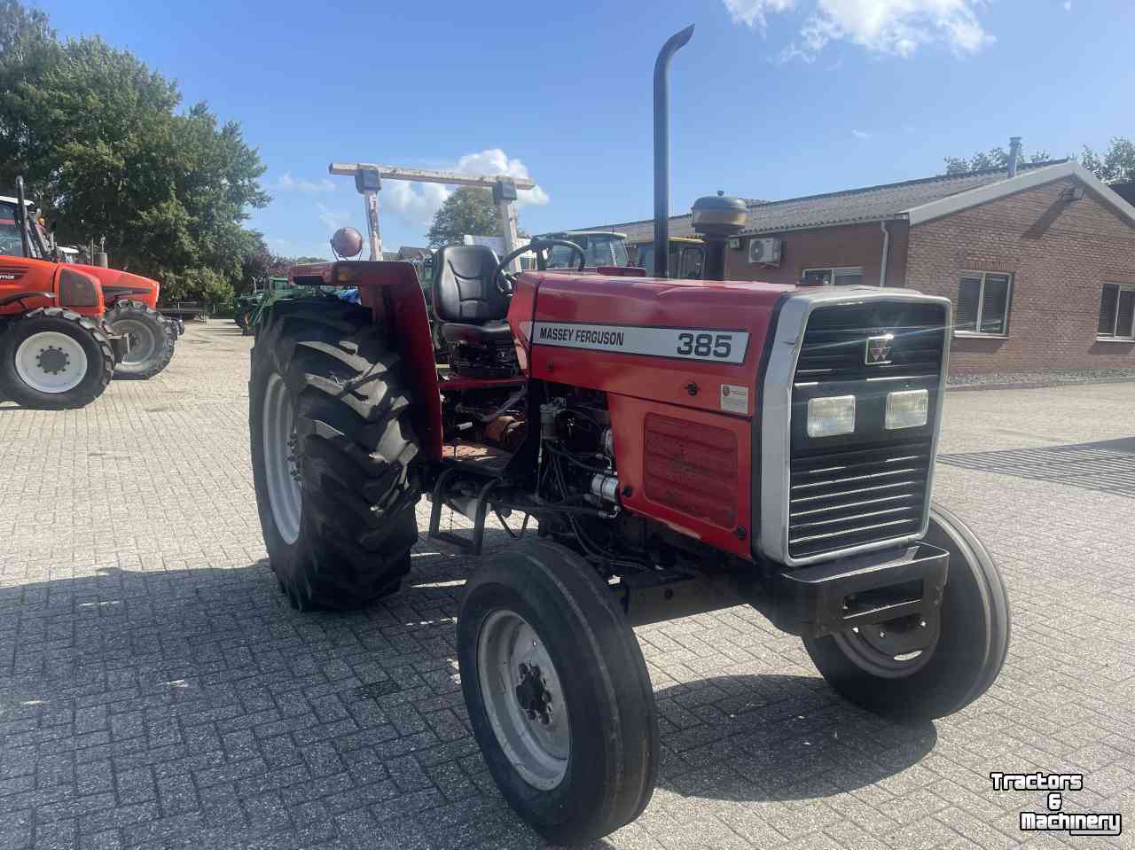 Tractor Massey Ferguson 385 2WD Perkins 4 cil.diesel Powersteering